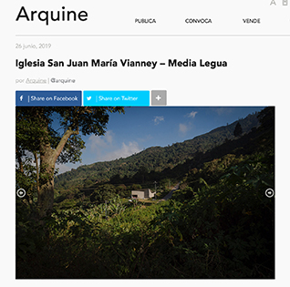 Arquine "Iglesia San Juan María Vianney en Media Legua"