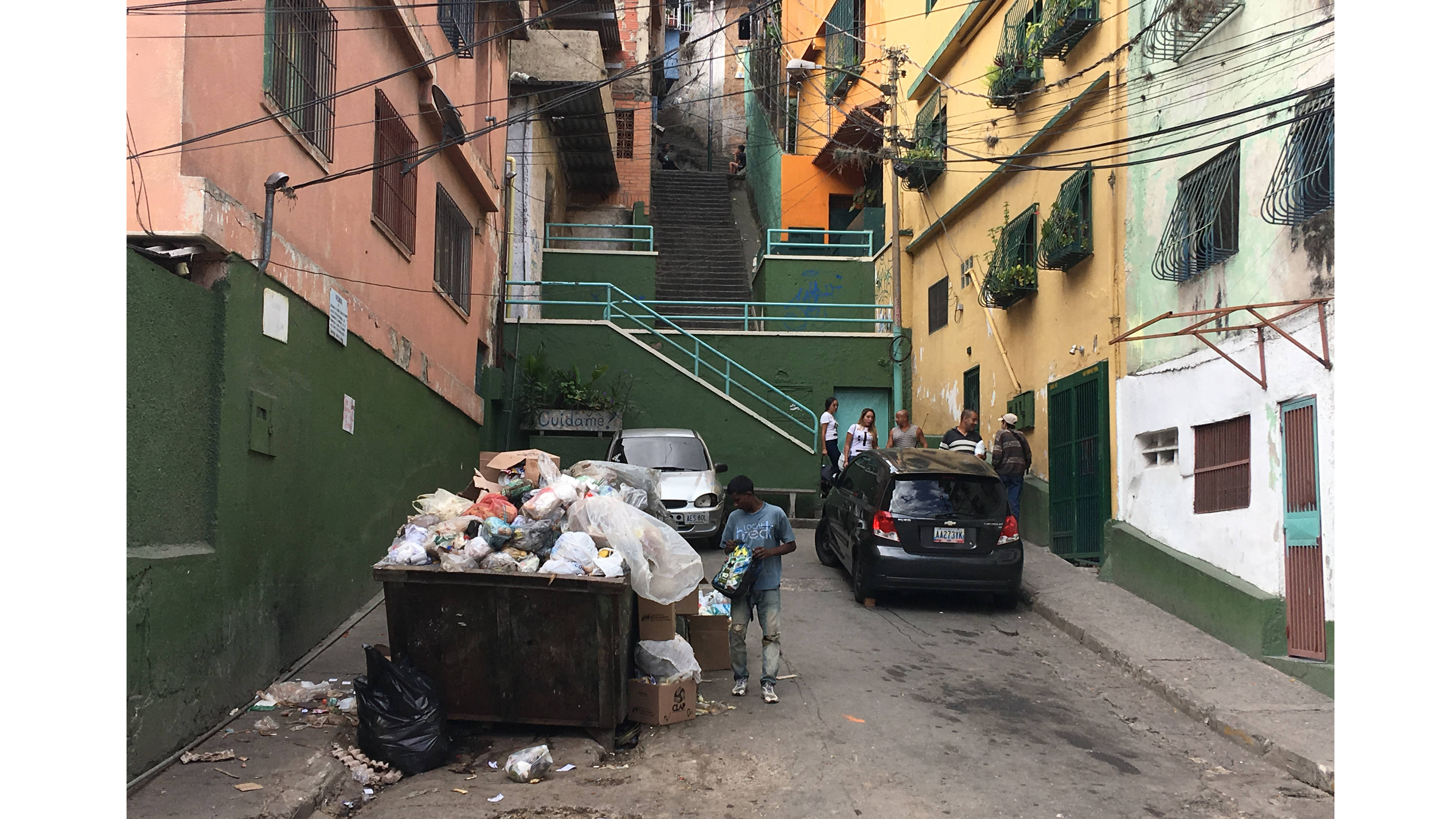 Salom Street planters and waste management